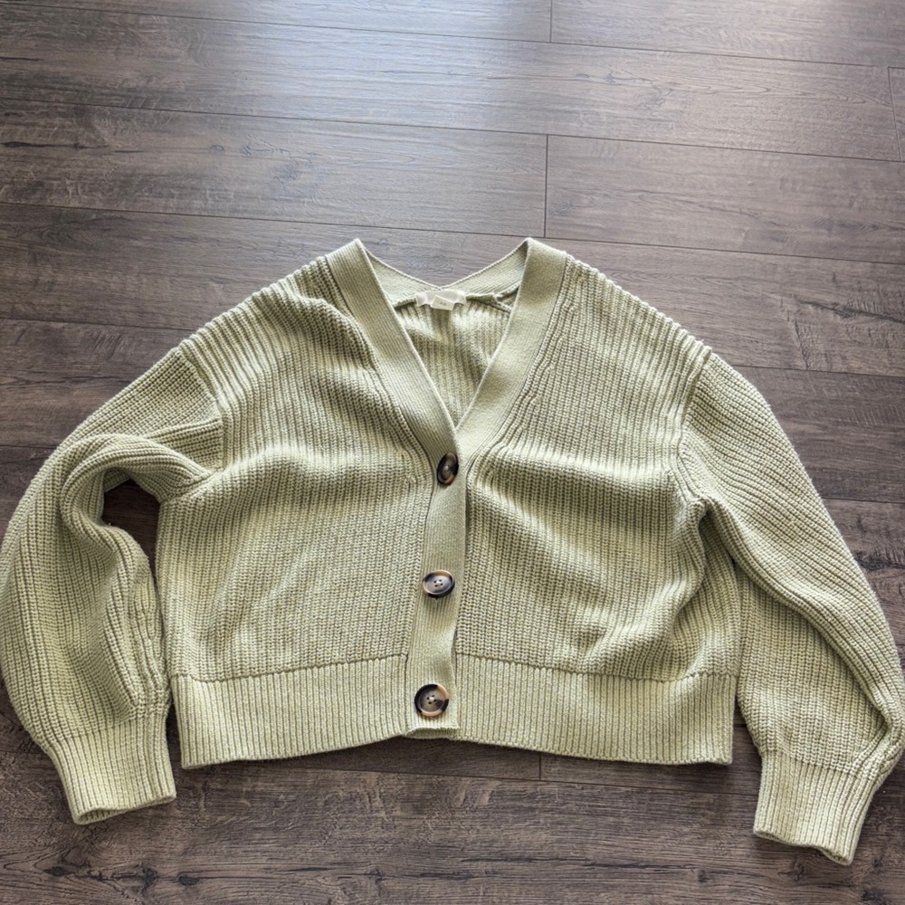 H&M Sage Green V-Neck Button Cardigan